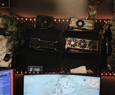 I need a new clock and something else for my setup, need tips.