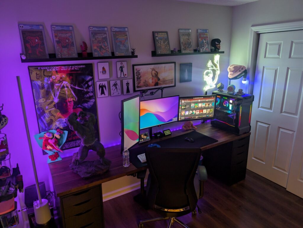 Believe it or not, this isn't actually a teenagers battlestation.