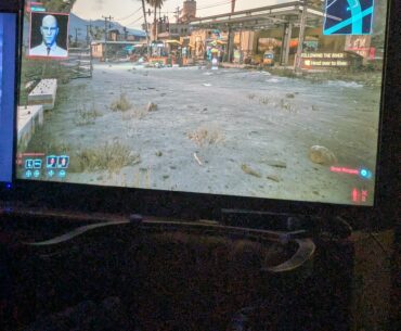 Delamain's pic is stuck on my hud. Anyone else experience this?