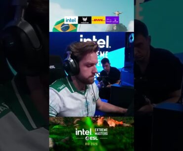 NiKo PERFECT DECISION MAKING secures a huge 1v2 round win #clutch #esl #rio #cs #cs2