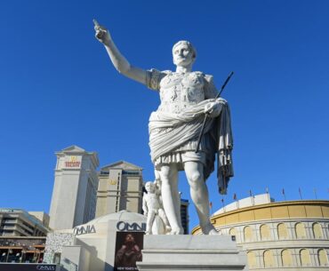 Analyst weighs Caesars takeout scenarios – CDC Gaming