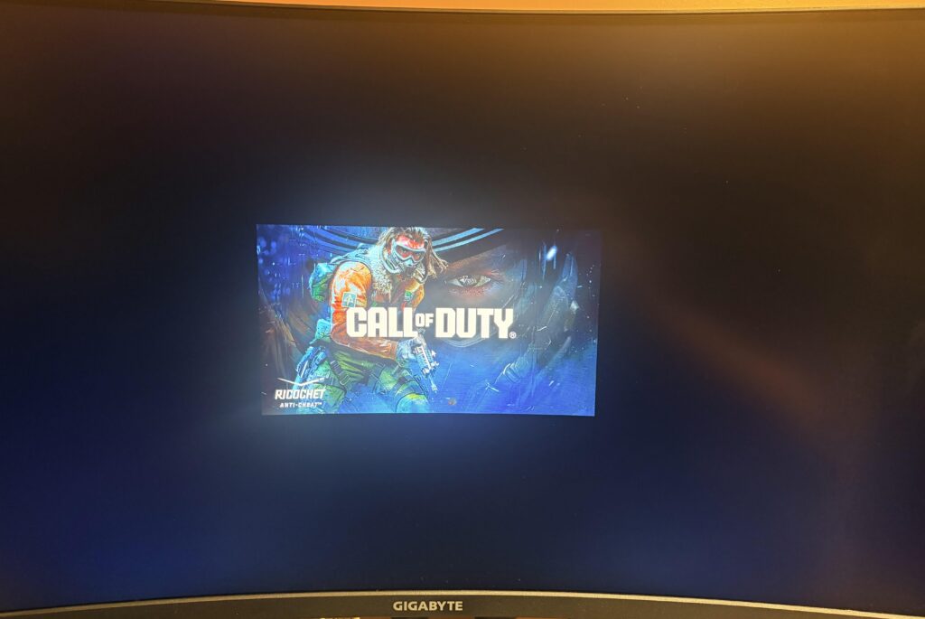Anyone stuck on boot up?
