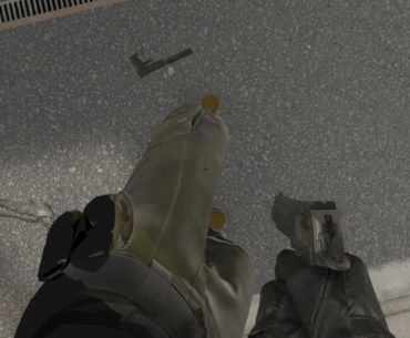 Default T side agent's pouches aren't fully rendered in first person