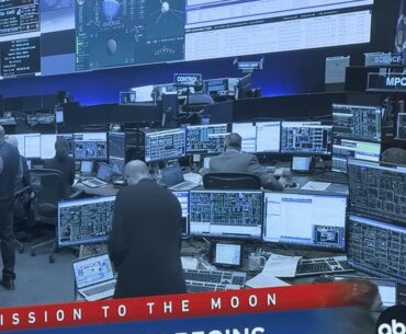 Yeah yeah yeah spaceship moon stuff… how sweet is that room of battlestations tho
