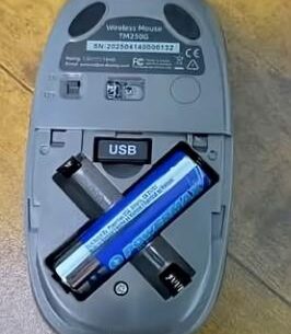 Insane but brilliant design . As presented here in the photo , this mouse takes AA and AAA batteries