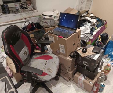 Here is my friend's current setup