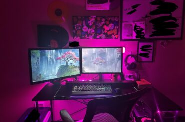 Fraternity house room desk setup