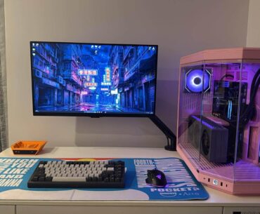 Compact-ish battle station