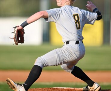 Jackets roll past Barbourville, Hancock in three-inning games