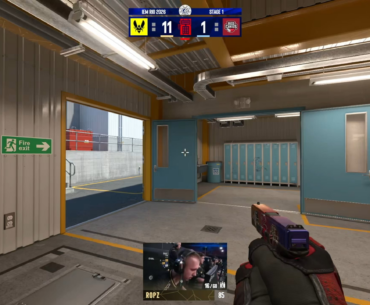 ZywOo looking perplexed as Red Canids try to save on the pistol round
