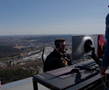 jL and Dima are currently gaming 200m in the air