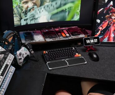 too much things on desk, need take off more things