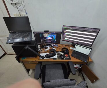 Need help / suggestions to improve on my battlestation. Moving to a new city soon.