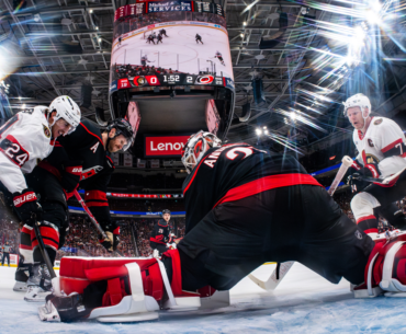 3 Things to Watch: Senators at Hurricanes, Game 2 of Eastern Conference 1st Round