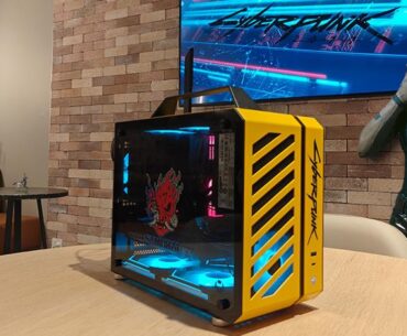 Cyberpunk 2077 themed Mechanic Master C26 Cyberdeck