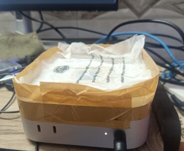 I can't afford AC, so built this DIY watercooler for my mac mini, temprature dropped from 74°c to 49°c