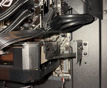 Hello, I just got this pc and am curious if these cables need to be plugged in somewhere?