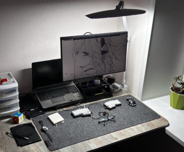 my setup as broke college student with old ass laptop