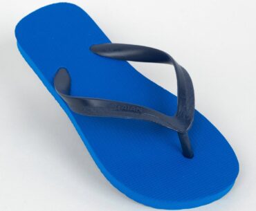 WTF! Are we getting a flip-flop as a weapon? 😂💀