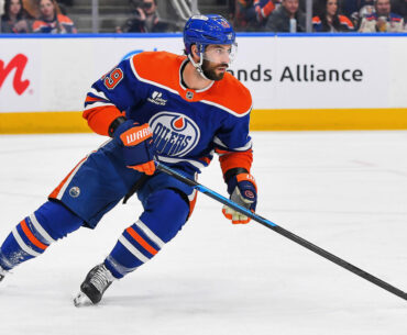 Henrique won't play Game 2 for Oilers because of lower-body injury