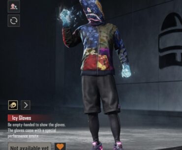 it makes no sense that glacier & sand gloves don’t appear while holding a gun. i vote to fix that
