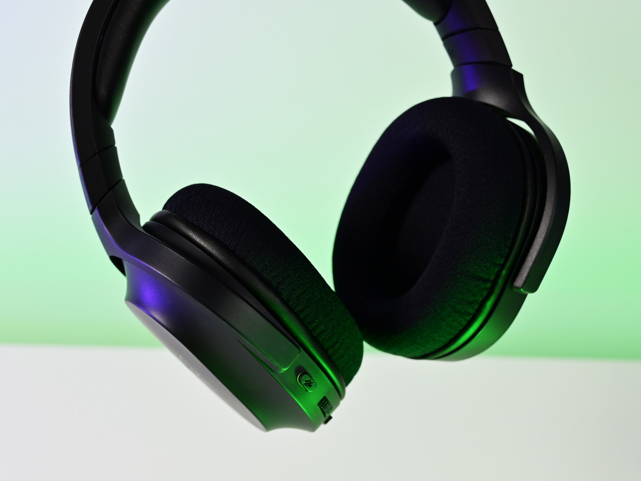 Photograph of the Razer Barracuda X gaming headset