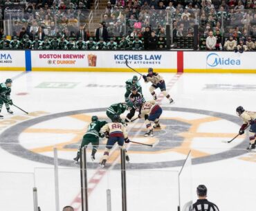 Boston Fleet make history in first-ever pro women's hockey game at TD Garden