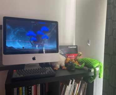 Old iMac writing station