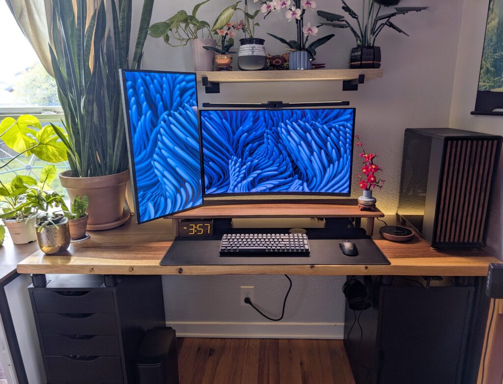 Upgraded to a 32″ 4K 240hz OLED and it’s like magic Upgraded to a 32" 4K 240hz OLED and it's like magic