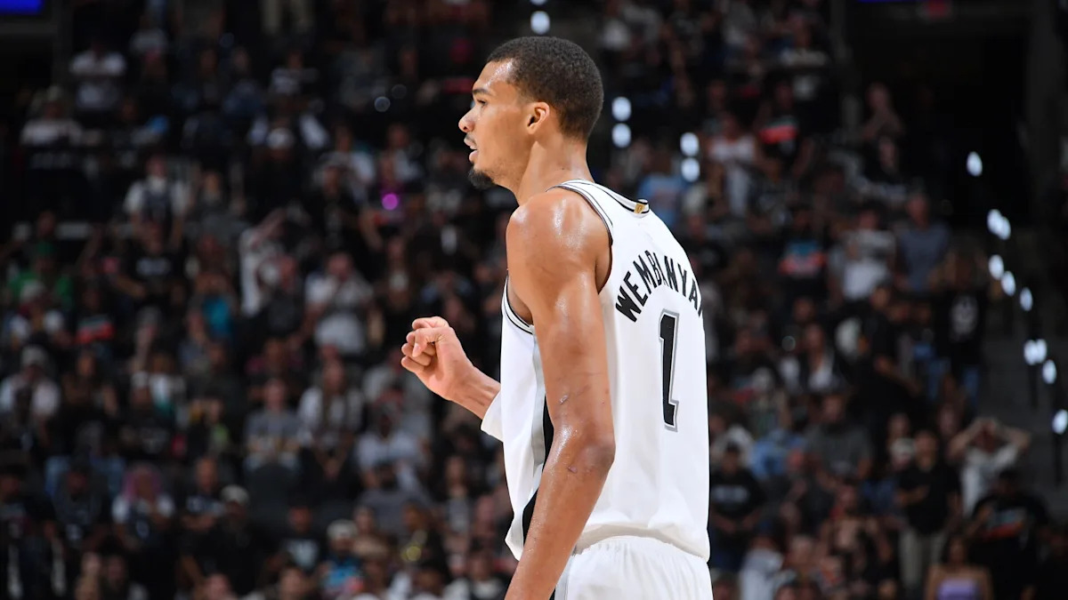 Spurs defense roars to life in Game 4, that’s a real problem for the shorthanded Thunder Spurs defense roars to life in Game 4, that's a real problem for the shorthanded Thunder