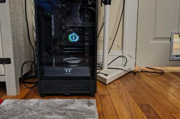 Casual couch Battlestation