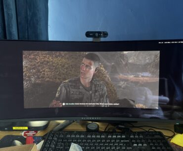 Owning a monitor experience cut scenes are cropped