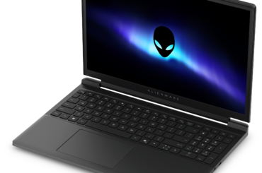 Considering a gaming laptop on a budget? Alienware 15 keeps things simple and powerful