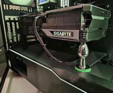 Improvised gpu holder, can’t afford it