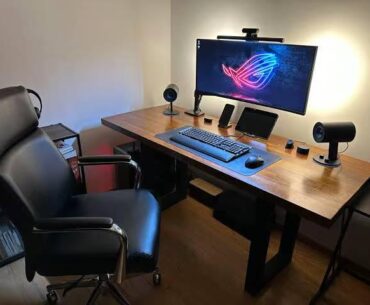 Best 4k tv for a battlestation setup?