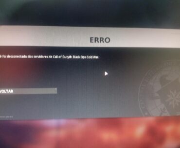 Estou o dia todo tentando jogar zombies mais essa desgraça não deixa