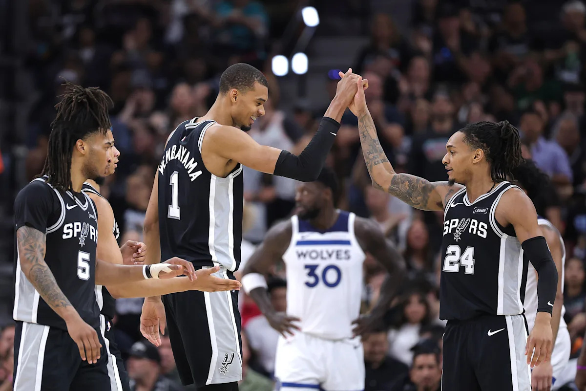 Spurs vs. Timberwolves score, live updates, how to watch: Victor Wembanyama, De’Aaron Fox look to close out series with win in Game 6 Spurs vs. Timberwolves score, live updates, how to watch: Victor Wembanyama, De'Aaron Fox look to close out series with win in Game 6