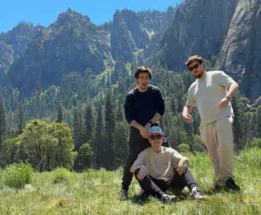 ZywOo, flameZ & ropz somewhere in the mountains - " F*ck you apEX"