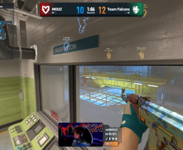 NiKo times molotov with glass break to get a 2K against MOUZ to win the series