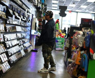 GameStop Preparing Offer for eBay - [Wall Street Journal]