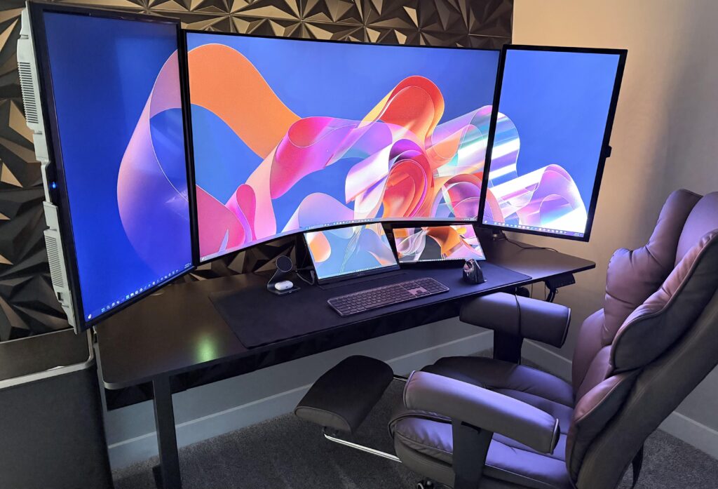 2026 WFH station. May it never stop evolving