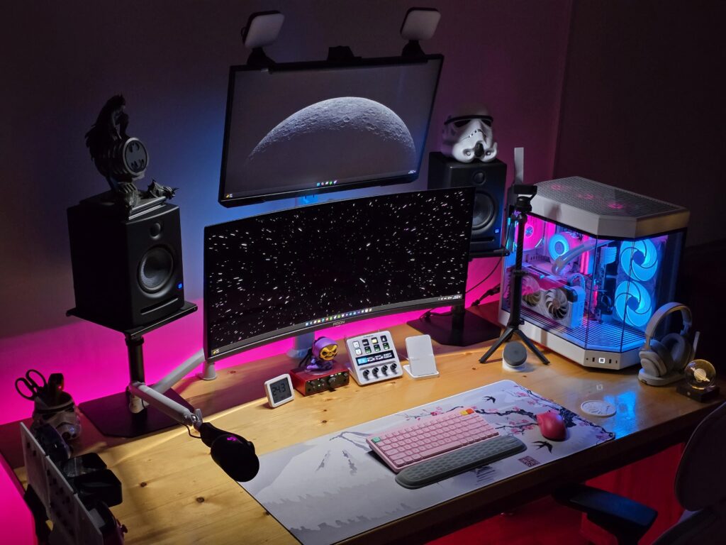 My setup just leveled up with OLED 💫 My setup just leveled up with OLED 💫