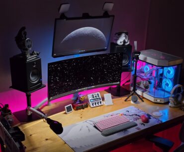 My setup just leveled up with OLED 💫