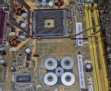 A nice tip for securing your CPU to the mobo if the mounting bracket is not working right