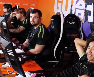 s1mple and senzu appeared to have a disagreement during their elimination match today