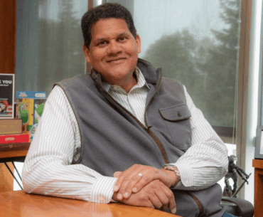 Reggie Fils-Aimé says Nintendo never wanted to have mass layoffs, as it wasn't in "Nintendo's DNA"