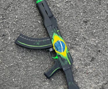 I painted Ak RedLine Brazil, 100% hand-painted.