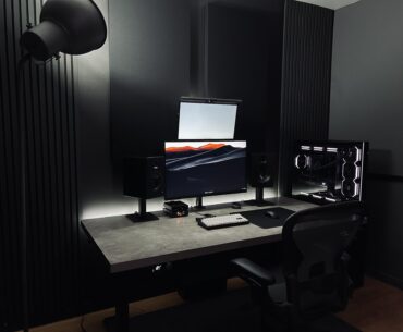 Stacked Monitors / Concrete Top / Slat Walls
