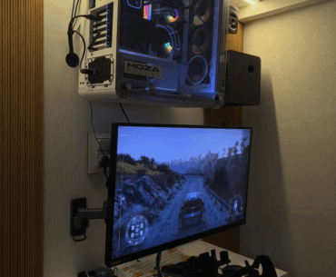 Gravity-defying setup.