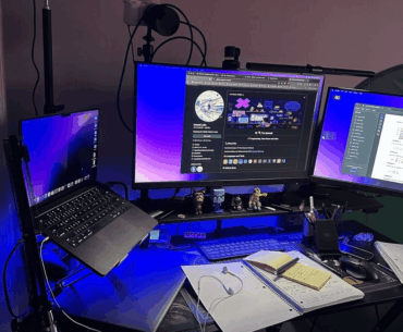 From the notebook to the main monitor